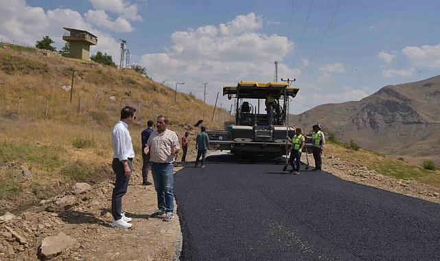 Karadağ: "Köy yollarındaki ulaşım konforunu artırıyoruz"
