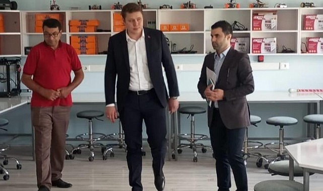 Kaymakam Meram, okul bakım ve onarımlarını yerinde inceledi