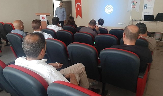 Koruyucu Aile ve Evlat Edinme Hizmetleri eğitimi düzenlendi