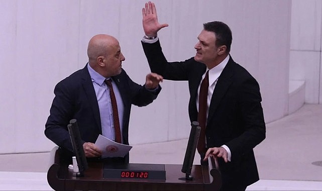 TBMM'de kavgaya karışan Alpay Özalan ve Ahmet Şık'a kınama cezası verildi