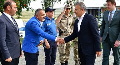 Vali Çiçek, yeni kaymakamlara “hayırlı olsun” ziyaretine gitti