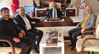 AK Parti Çıldır teşkilatı, İlçe Milli Eğitim Müdürü Yıldız’ı ziyaret etti