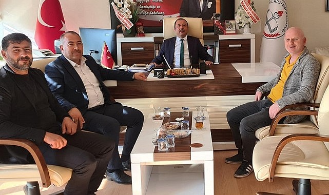 AK Parti Çıldır teşkilatı, İlçe Milli Eğitim Müdürü Yıldız’ı ziyaret etti