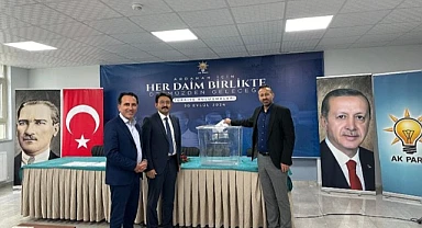 AK Parti Merkez İlçe sandık başına gitti