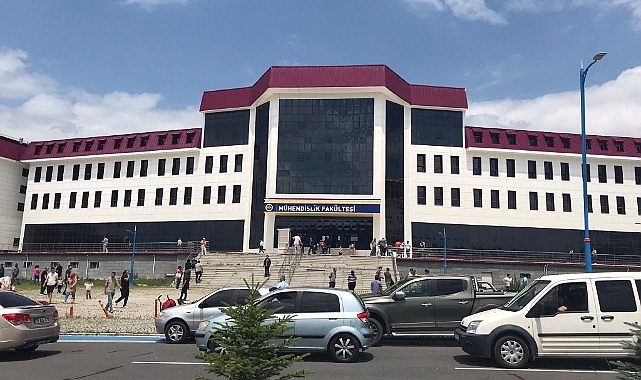 Ardahan'da KPSS Önlisans oturumu başladı