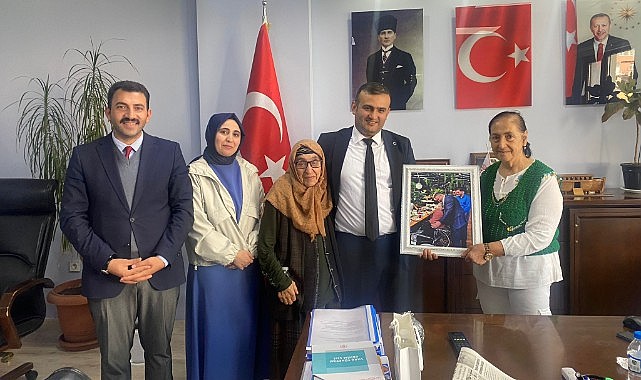 Asırlık çınarlar'dan anlamlı ziyaret