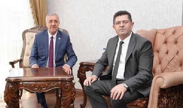 Başkan Budak, Çekmeköy Belediye başkanı Orhan Çerkez’i ziyaret etti