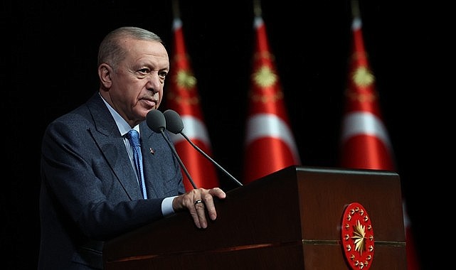 Erdoğan: 105 sene evvel Sivas'ta bağımsızlık aşkıyla yakılan meşale bugün de yolumuzu aydınlatmaktadır