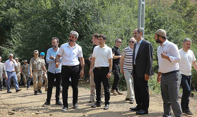 Genç Kaymakamı, köy sakinleriyle bir araya geldi