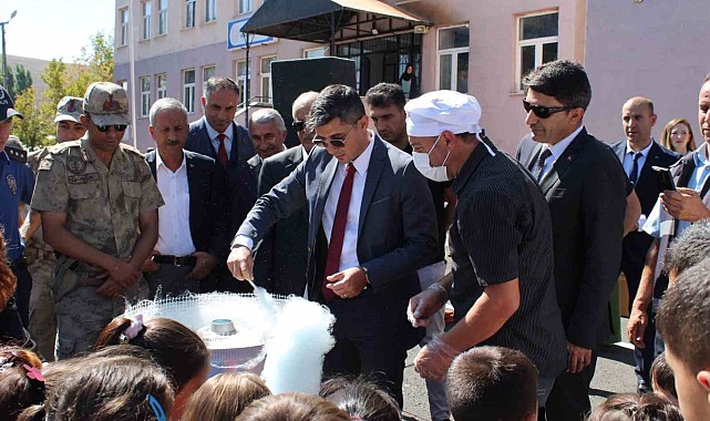 Hamur'da İlköğretim Haftası renkli geçti