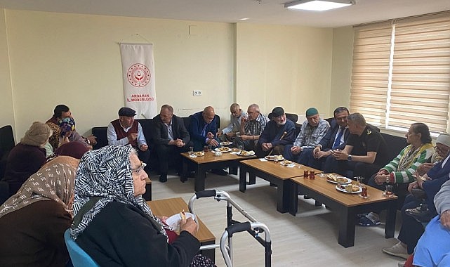 İl Emniyet Müdürü Şener'den huzurevi’ne moral ziyareti