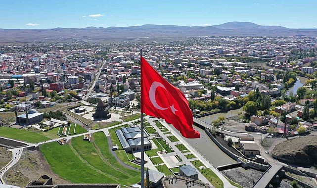 Kars'ta kiralar el yakıyor: Taşınmanın bedeli 50 bin lira