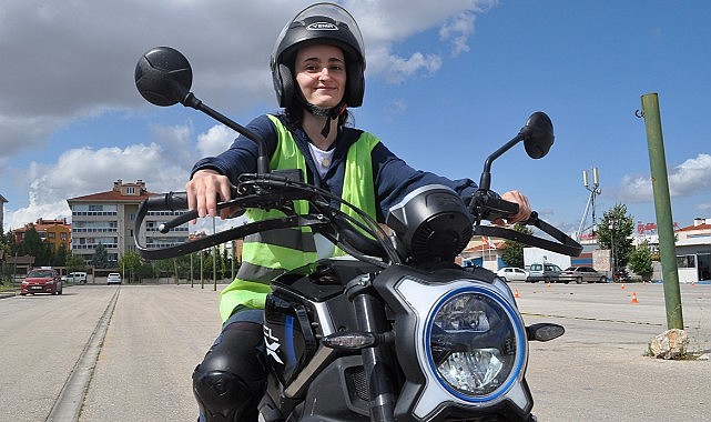 Motosiklet ehliyeti talebi katlandı