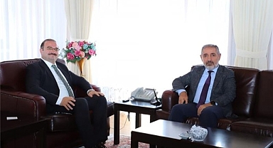 Rektör Biber, Prof. Dr. Hacımüftüoğlu'na başarılar diledi