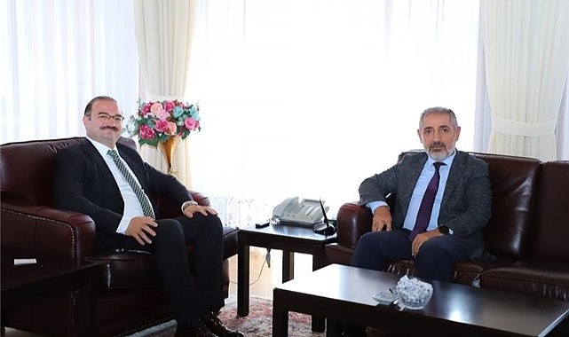 Rektör Biber, Prof. Dr. Hacımüftüoğlu'na başarılar diledi