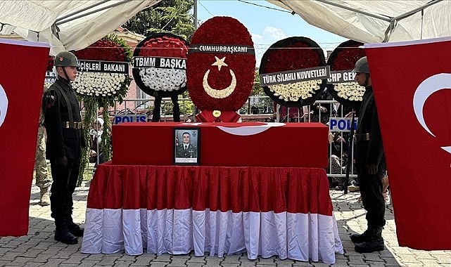 Şehit Piyade Binbaşı Osman Ayan, memleketi Isparta'da son yolculuğuna uğurlandı