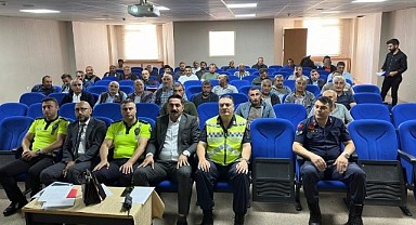 Servis şoförlerine seminer düzenlendi