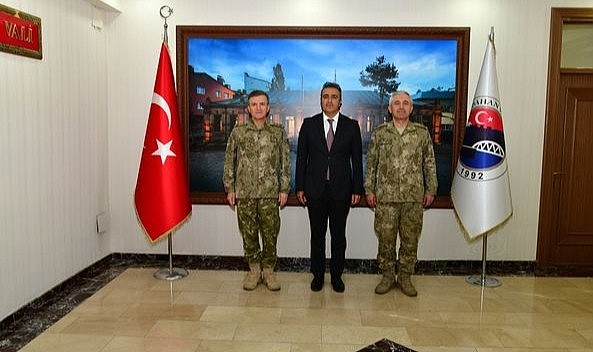 Tümgeneral Altuğ'dan Vali Çiçek'e ziyaret
