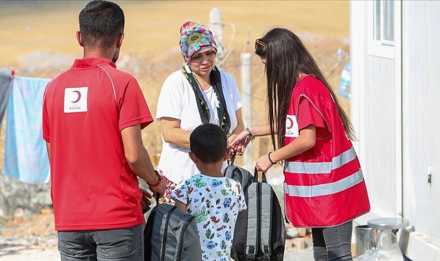 Türk Kızılay eğitim yardımlarıyla 85 bin öğrenciye destek oluyor