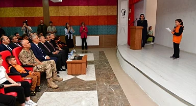 Vali Çiçek, “Yeni eğitim modeli fıtrata uygun nesiller yetiştirecek”