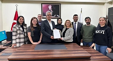 Ardahan Baro başkanı Yolçu, mazbatasını aldı