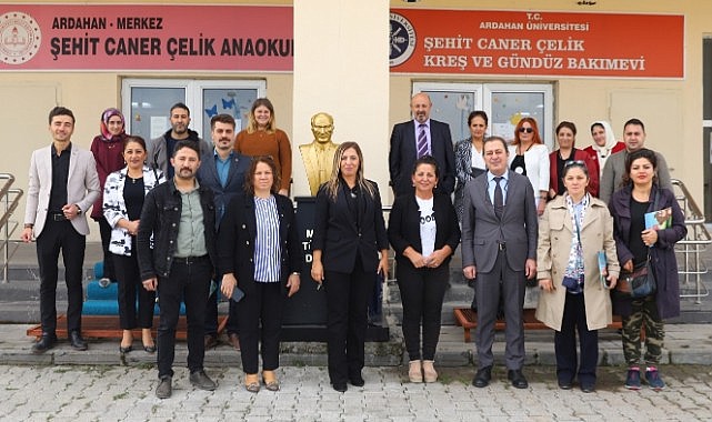 Ardahan’da Sona Bilgin Polat için imza günü düzenlendi