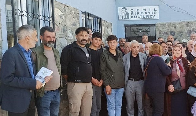 Berfo ananın oğlu Cemil Kırbayır, köyünde anıldı
