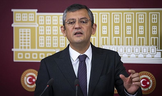 CHP lideri Özel asgari ücret için rakam verdi