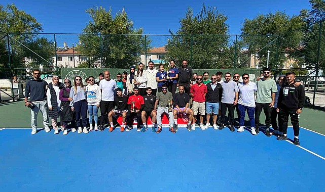 Doğu ve Güneydoğu Anadolu Tenis Ligi Erzincan'da