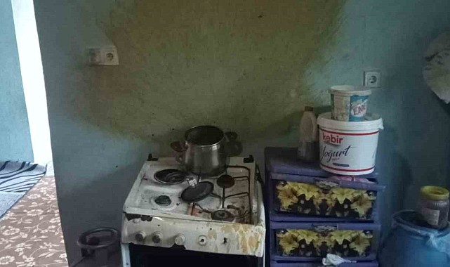 Düdüklü tencere patladı, ev kullanılamaz hale geldi
