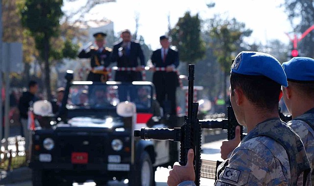 Erzurum'da Cumhuriyet Bayramı coşkusu