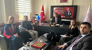 Hanak'ta sosyal destek hizmetleri tanıtıldı