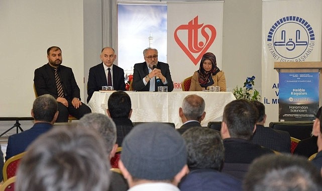 İl Müftüsü Adem Karadeniz başkanlığında personel toplantısı yapıldı