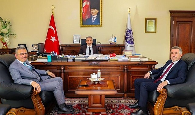 MEB daire başkanı, ARÜ’yü ziyaret etti