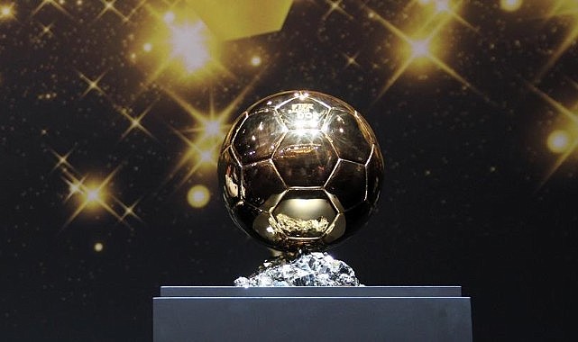 Ödül törenine saatler kala Ballon d'Or'un sahibi değişti