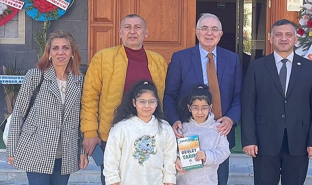 TÜMKİAD Ardahan şubesi yönetimi Ensar Öğüt’ün otel açılışına katıldı