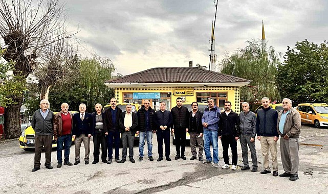 Vali Aydoğdu, taksi durağının misafiri oldu