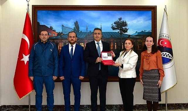 Vali Çiçek, PTT 'nin 184. Yıldönümünde PTT heyetini kabul etti