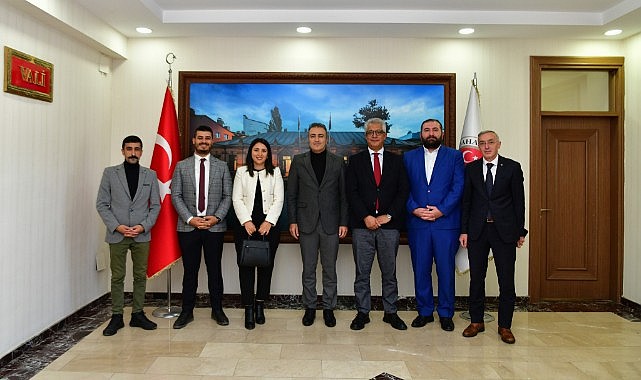 Vali Çiçek, yeniden seçilen Baro Başkanı Yolçu ve ekibini ağırladı