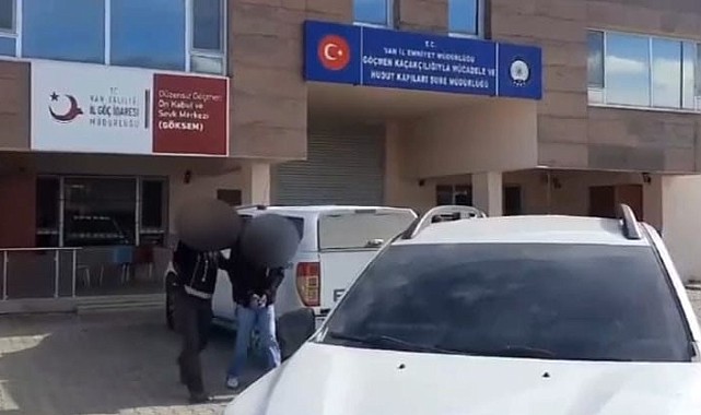 Van'da göçmen kaçakçılığı yapan 6 organizatör tutuklandı