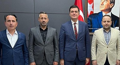 Vekil Koç Kars’ta, DSİ Ve Karayolları Bölge müdürleriyle görüştü