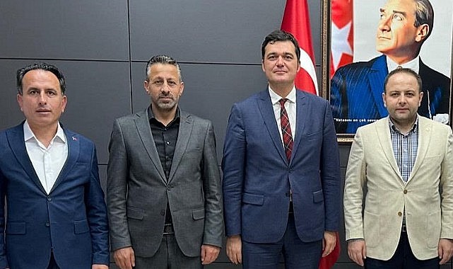 Vekil Koç Kars’ta, DSİ Ve Karayolları Bölge müdürleriyle görüştü