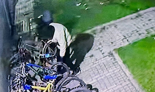 60 saniyede bisiklet hırsızlığı kamerada