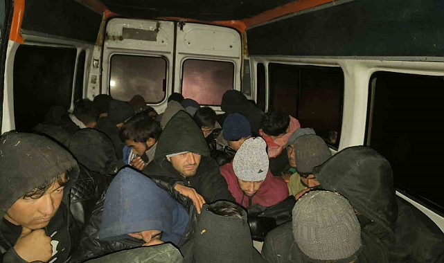Ağrı'da 30 düzensiz göçmen yakalandı