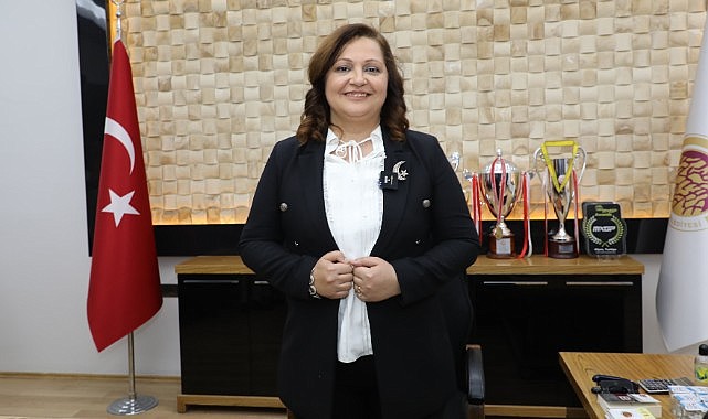 Ahmet Özer'e desteğe gitmeyen Burcu Köksal'dan zehir zemberek sözler
