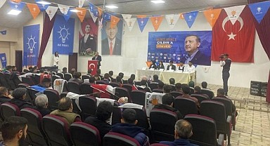 Ak Parti, Hanak ve Çıldır İlçelerinde Gençlik Kolları Kongrelerini yaptı