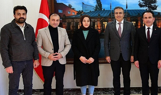 Ak Parti Merkez İlçe Teşkilatı Vali Çiçek’i ziyaret etti