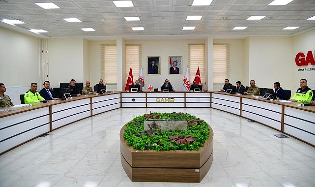 Ardahan'da güvenlik tedbirleri gözden geçirildi