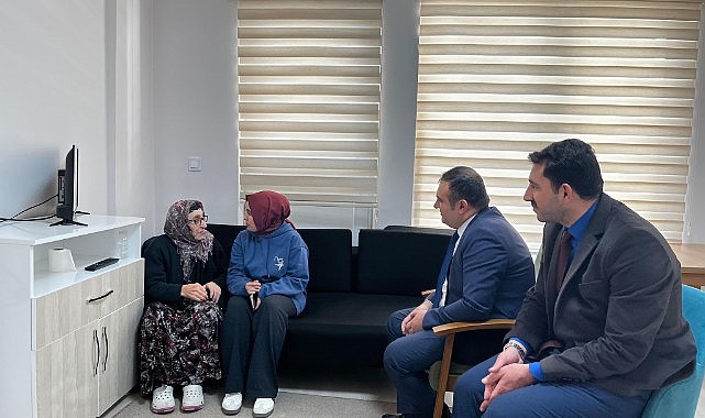 Ardahan’da Huzurevi sakinlerine moral ziyareti
