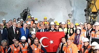 Ardahan’ın Uluslararası tünelleri bitmiyor, Çamlıhemşin Tüneli’nde ışık göründü!